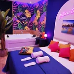 Maison Tropical - Luxury Con Jacuzzi - Centro * Bari