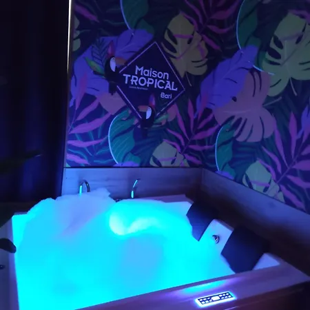 Apartment Suite Maison Tropical - Luxury Apartment Con Jacuzzi - Bari Centro *