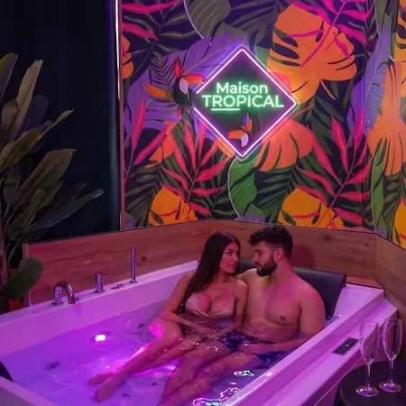 Maison Tropical - Luxury Con Jacuzzi - Centro